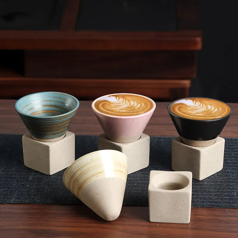 Tasse à Café Conique Vintage en Céramique avec Support