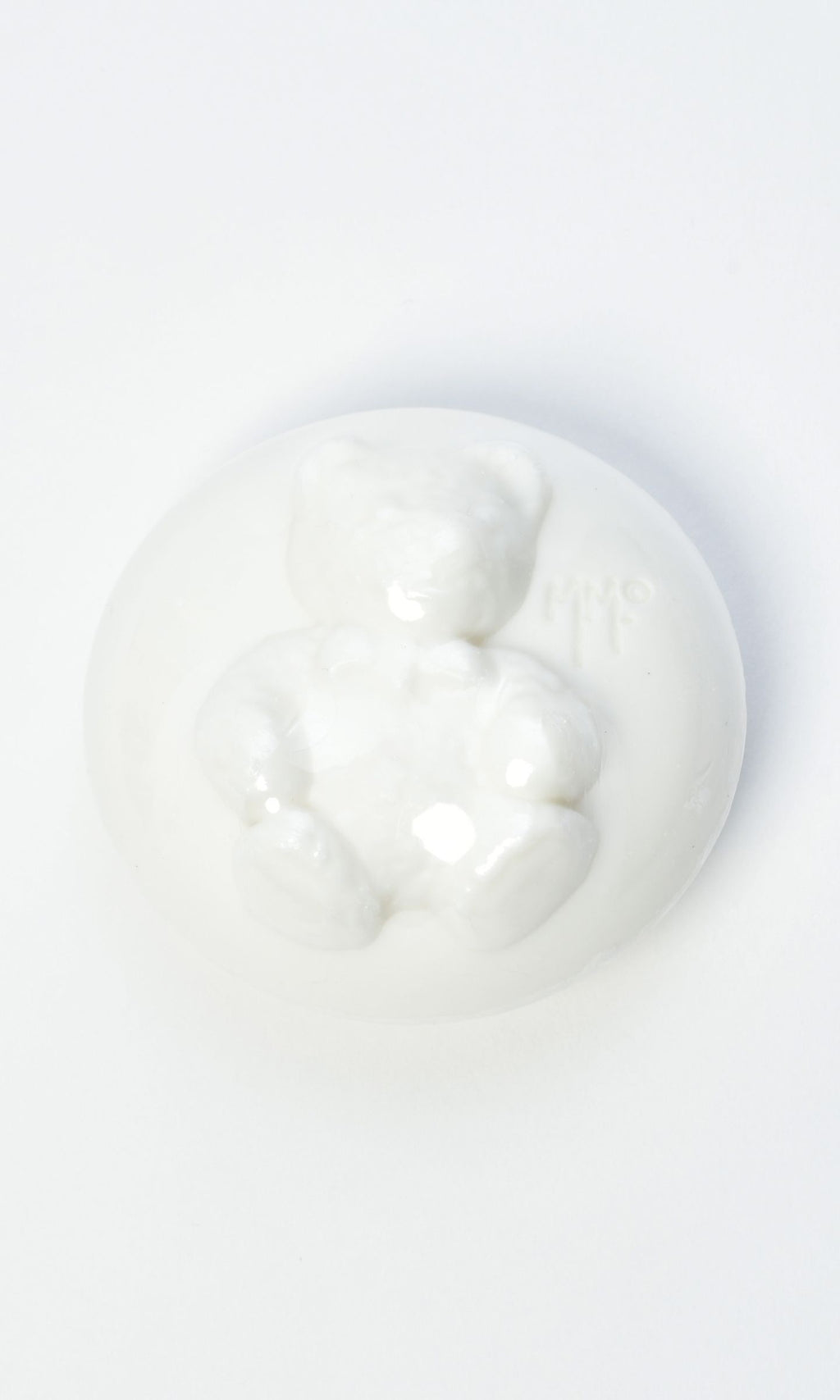 Boîte de Savon Rond Enfants Nounours - Mathilde M. : Douceur et Amusement pour le Bain