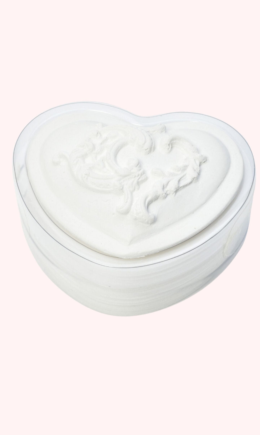 Herzschachtel mit Jasmin-Duftseifenblättern – Mathilde M.: Ein Hauch Romantik in Ihrer Routine