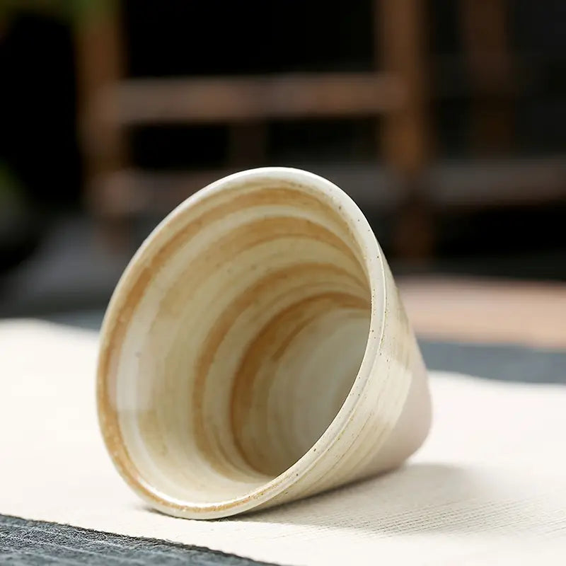 Tasse à Café Conique Vintage en Céramique avec Support