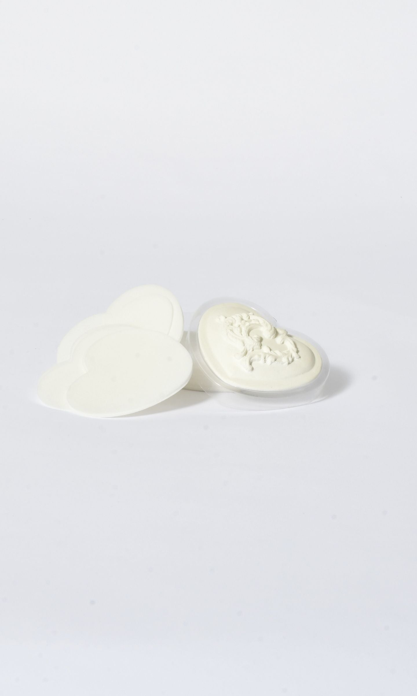 Boîte Cœur Feuilles de Savon Parfumées Jasmin - Mathilde M. : Une Touche de Romance dans votre Routine