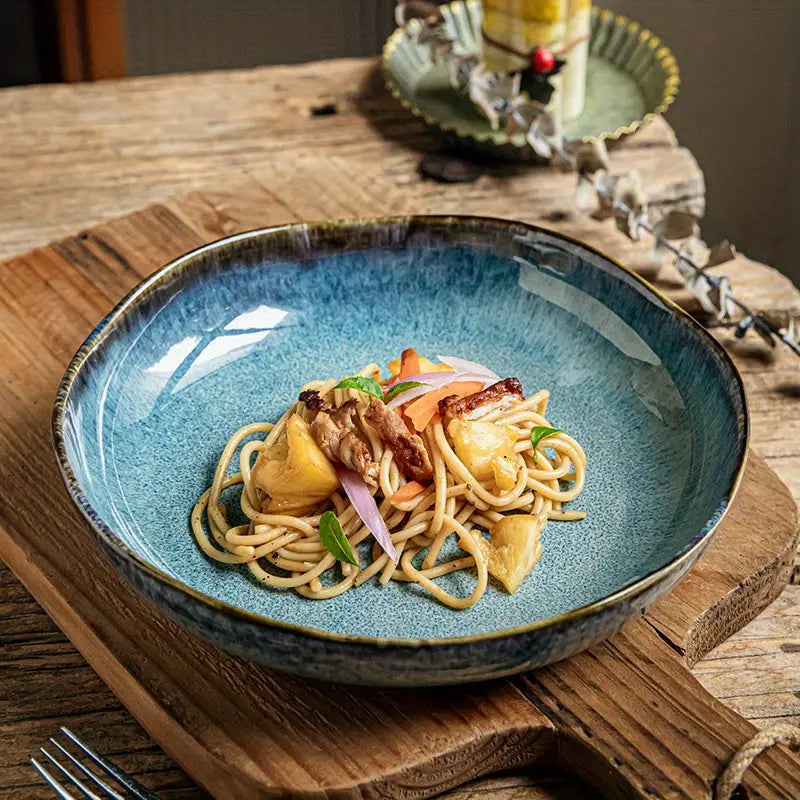 Assiette Profonde Yunmeng – 9 Pouces | Design Rétro en Porcelaine Tachetée