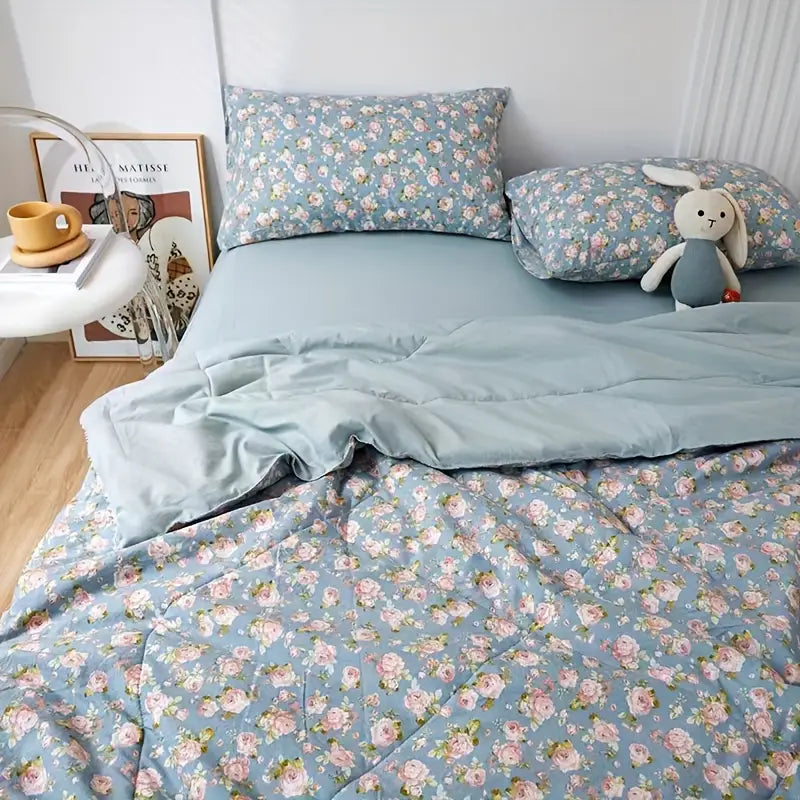 Couette Légère à Motif de Roses Bleues