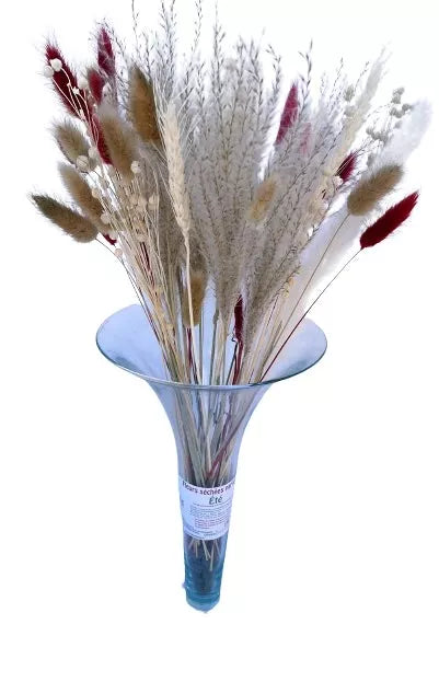 Blumenstrauß aus duftenden Trockenblumen