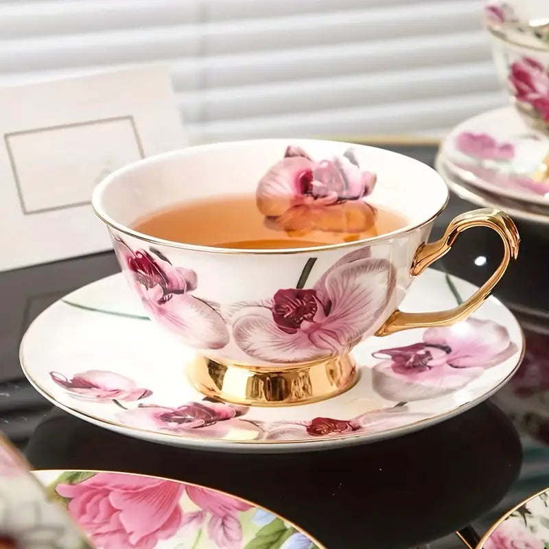 Ensemble Tasse à Thé & Soucoupe en Porcelaine d’Os
