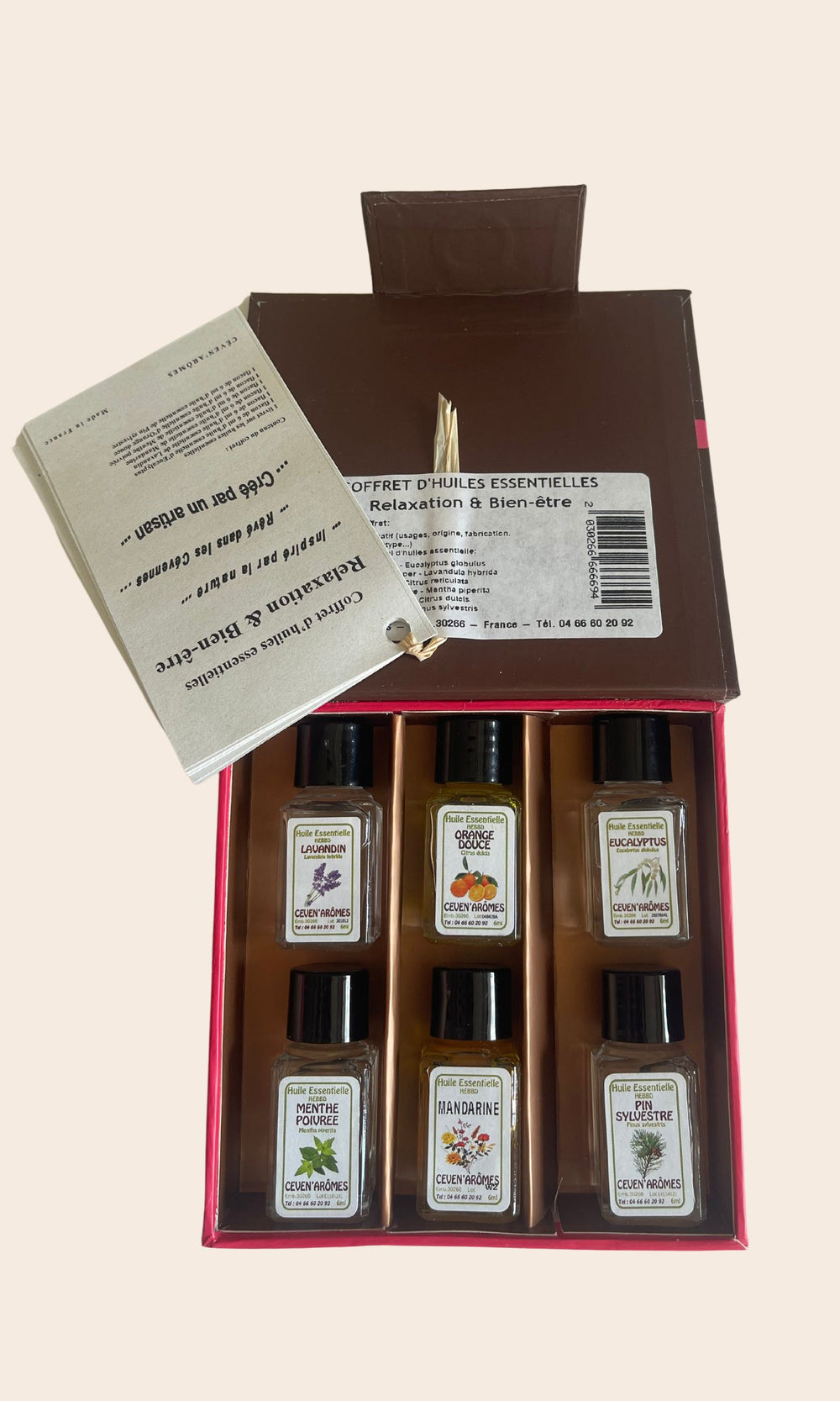 Coffret relaxation avec six flacons d’huiles essentielles