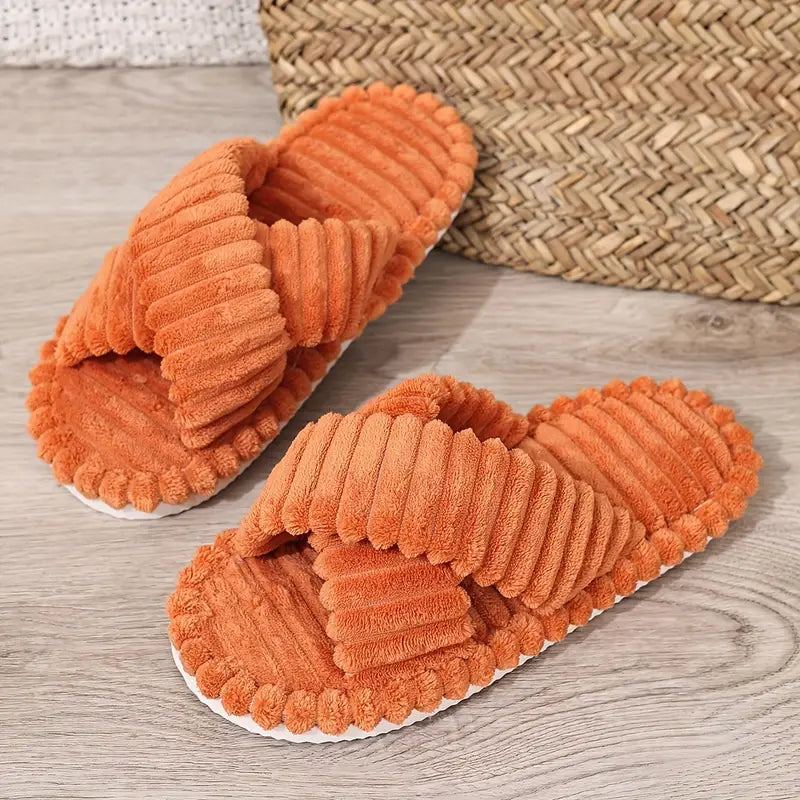Pantoufles Chic Femme à Bandes Croisées – Doublure en Peluche