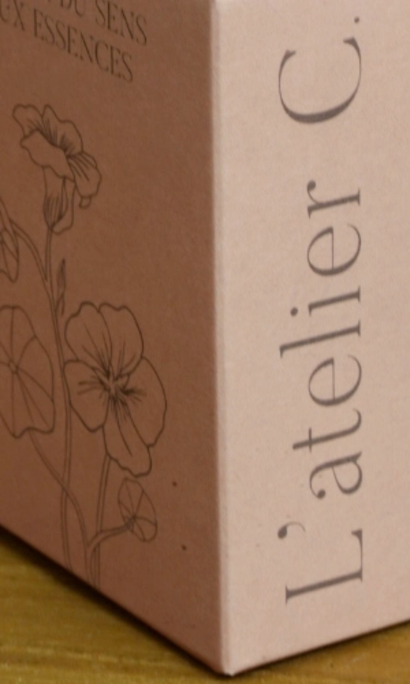 Bougie parfumée artisanale cire végétale Poudre fleurie - L'atelier C