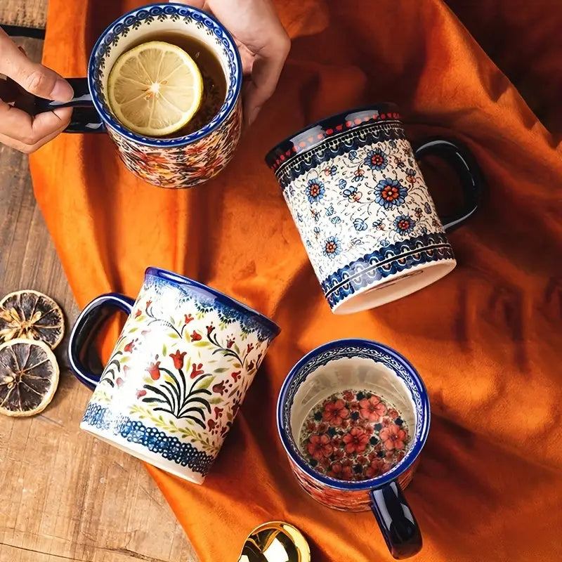 Tasse à Café Peinte à la Main – Élégance Florale