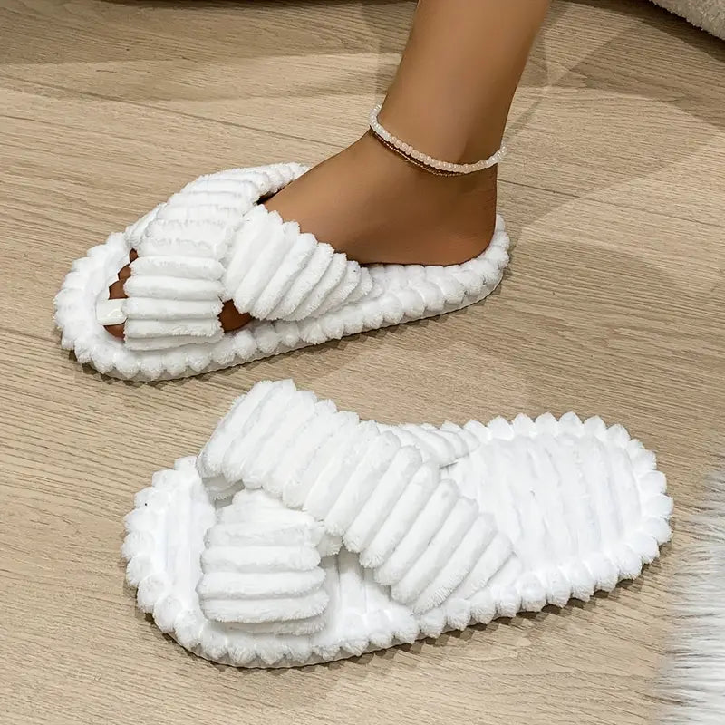 Pantoufles Chic Femme à Bandes Croisées – Doublure en Peluche