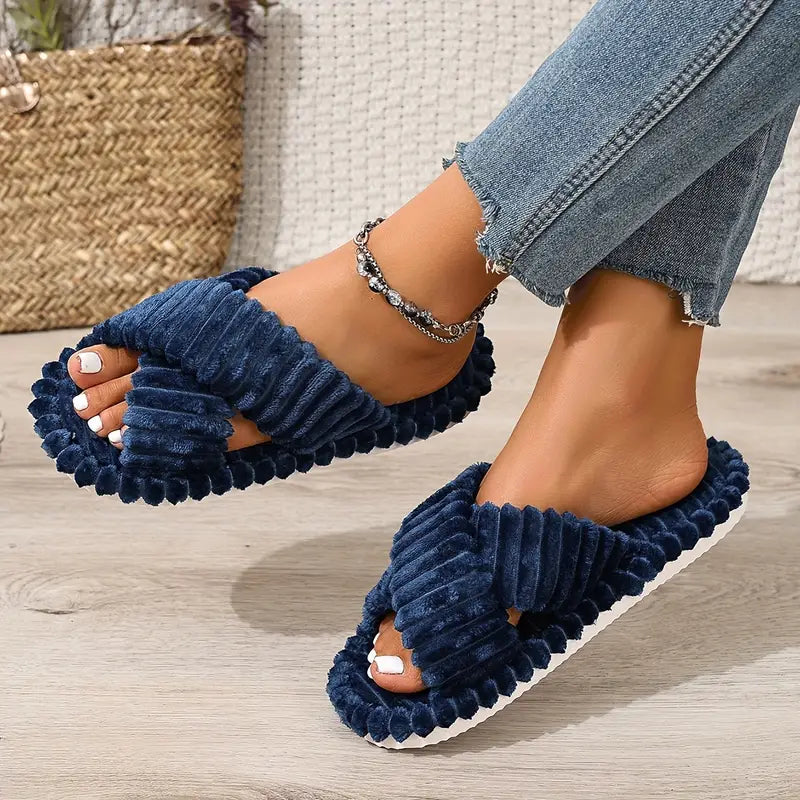 Pantoufles Chic Femme à Bandes Croisées – Doublure en Peluche