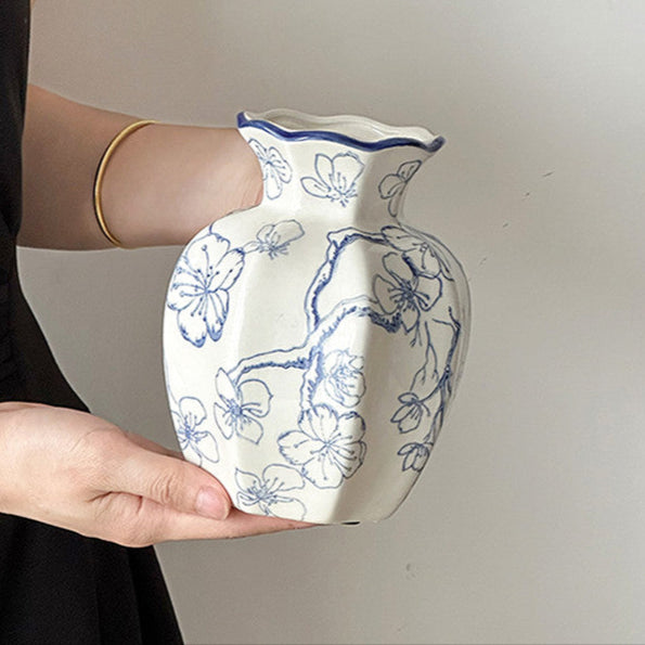 Vase en porcelaine bleu et blanc