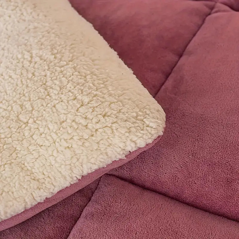 Ultraweiche Steppdecke aus Fleece – Wärme und Komfort das ganze Jahr über