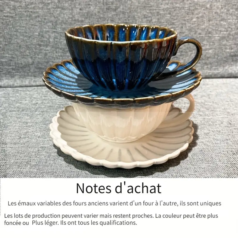 Élégance Florale – Tasse à Café en Céramique avec Soucoupe 250 ml