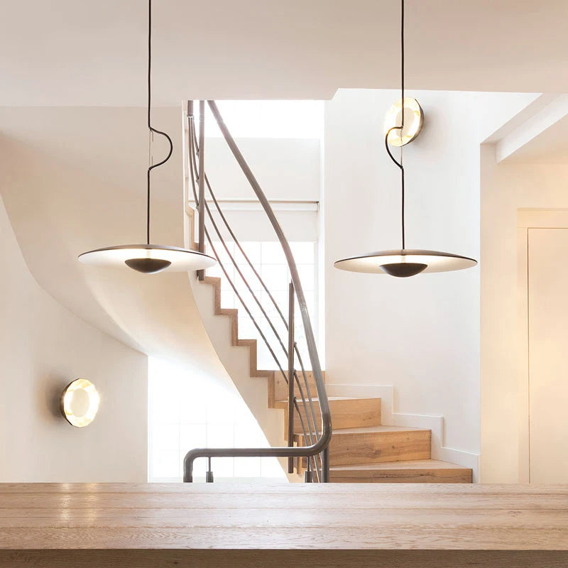 Suspension LED Design UFO –  Pour un Éclairage d'Exception