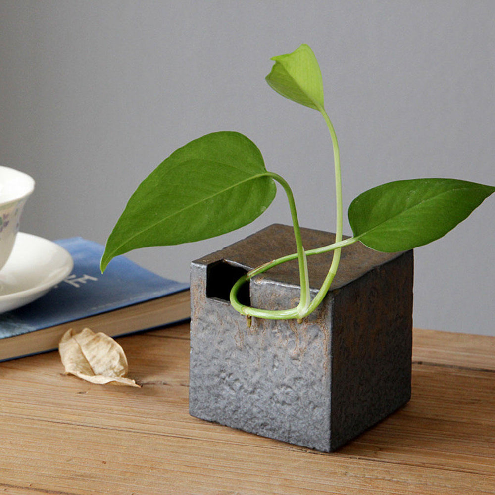Vase Ikebana en céramique – Style japonais, 2 formats