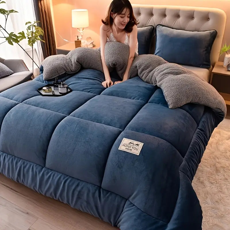 Couette d’Hiver Chaude en Polaire de Lait