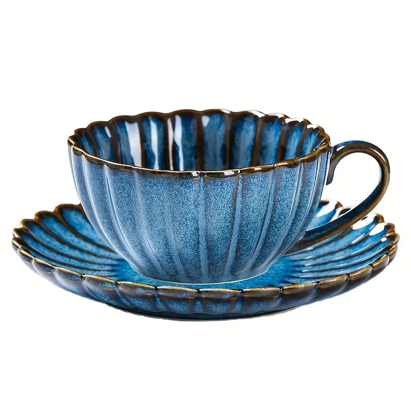 Élégance Florale – Tasse à Café en Céramique avec Soucoupe 250 ml