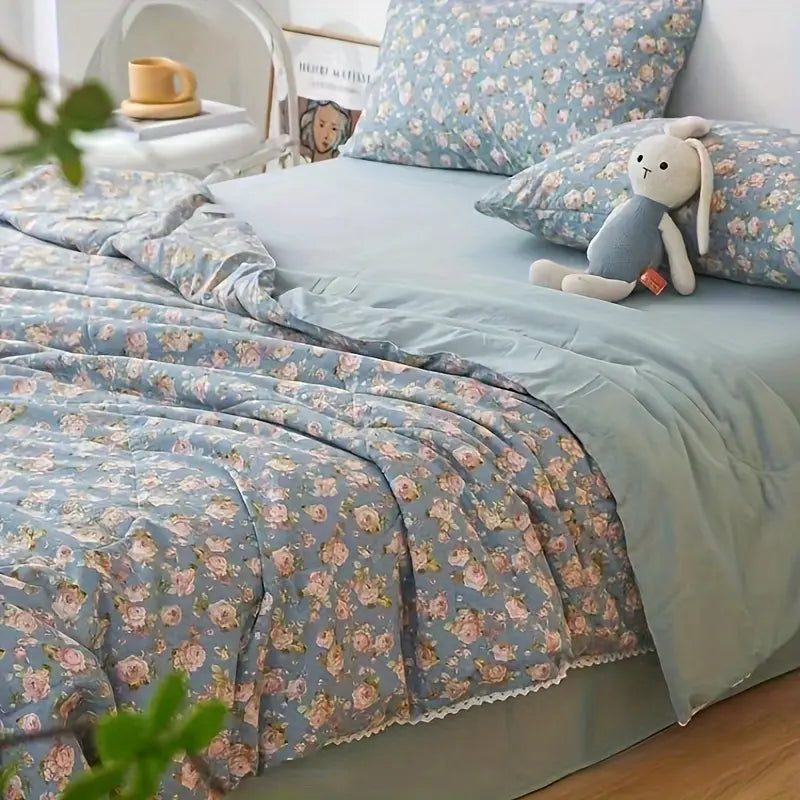 Couette Légère à Motif de Roses Bleues