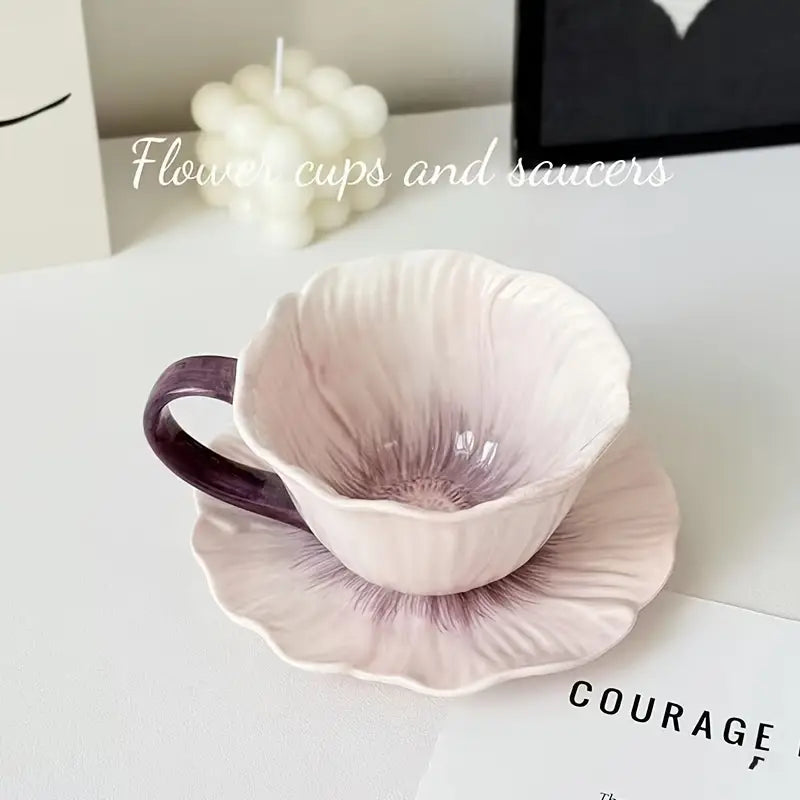 Ensemble Élégant Tasse à Café & Assiette Fleurie – Céramique