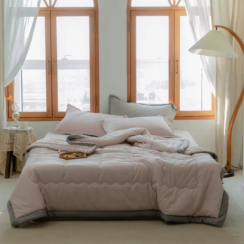 Couette d’Été Japonaise 2025 – Légèreté Luxe & Fraîcheur Naturelle