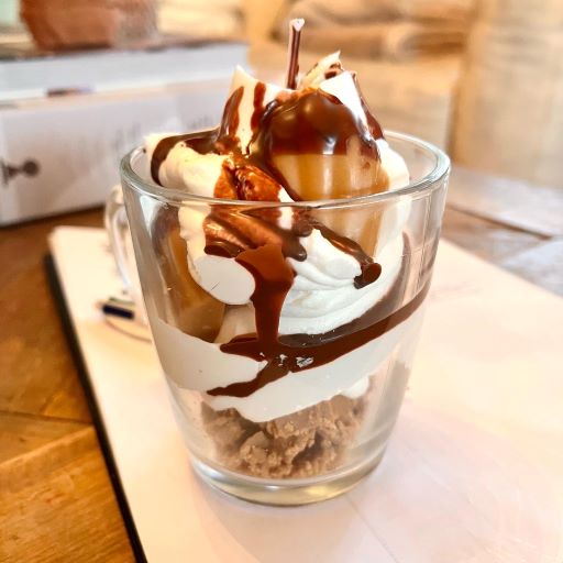 Mini-Glaskerze 75 g Mini Erdbeer-Schlagsahne-Biskuitkuchen - Gourmet Candle