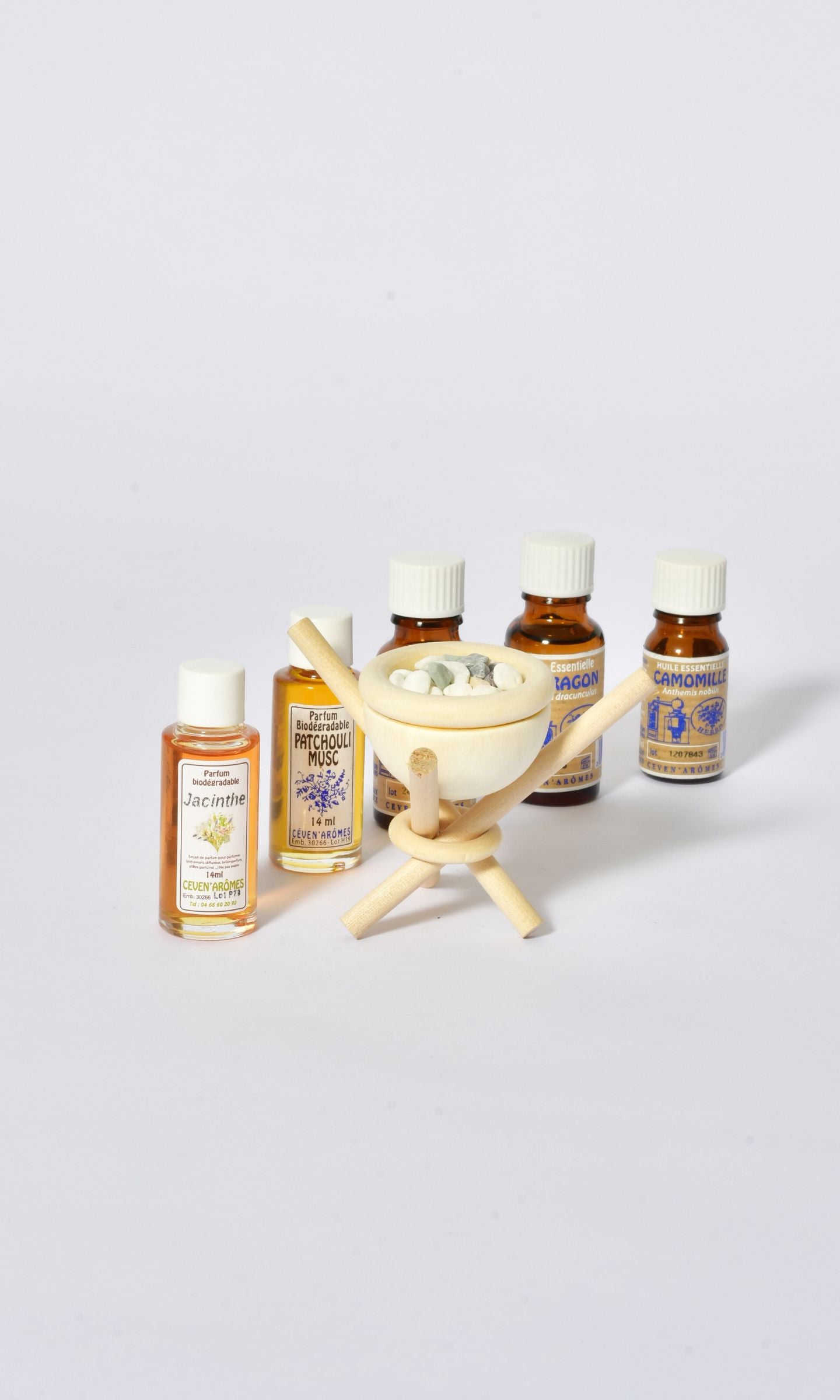 Coffret aromathérapie tonifiante : huiles essentielles + concentrés de parfums aux plantes