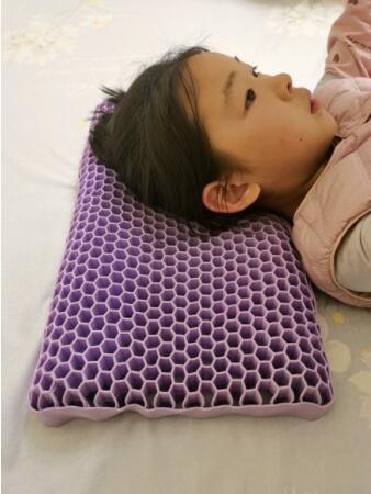 Oreiller Orthopédique Multifonctionnel en Gel TPE – Le Sommeil Réinventé