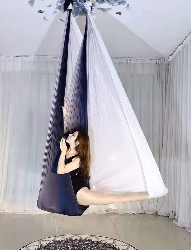 Hamac de Yoga Aérien – Entraînement Anti-Gravity & Relaxation