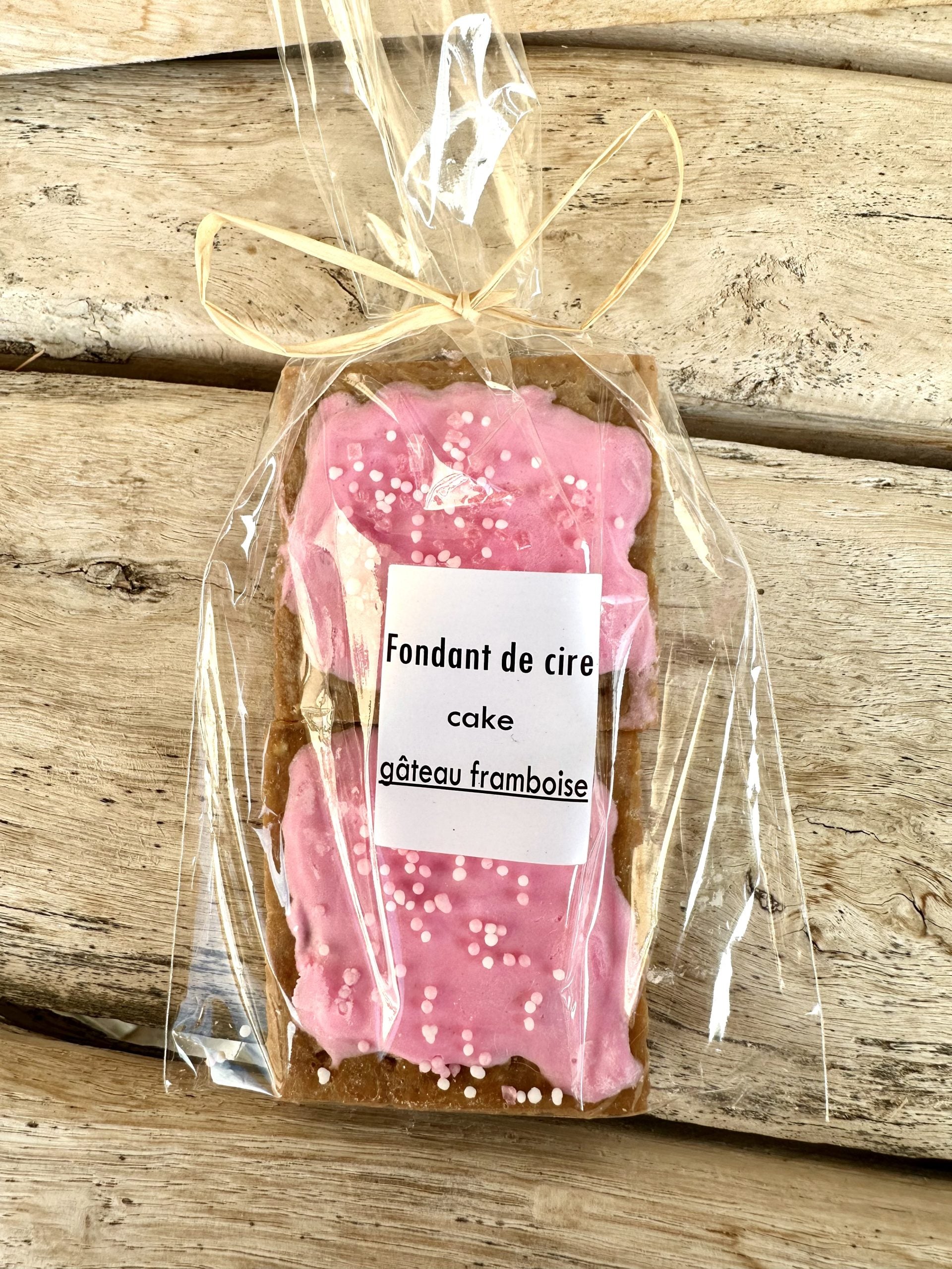 2 Biscuits carrés fondants de cire - Savonnerie de bornes