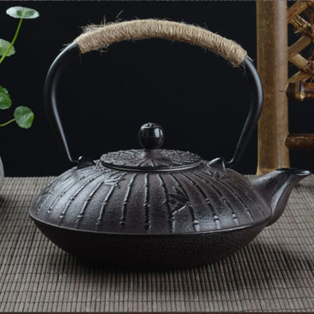 Cast Iron Teapot – The Art of Refined Tea
