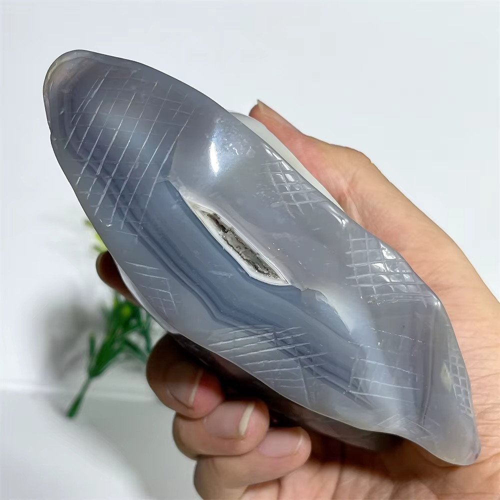 Pierre Précieuse d’Agate Naturelle – Cristal d’Exception