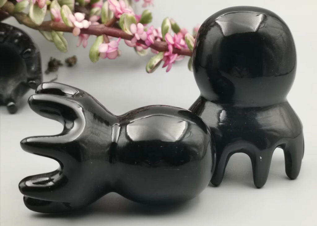 Brosse de Massage du Cuir Chevelu en Corne Naturelle