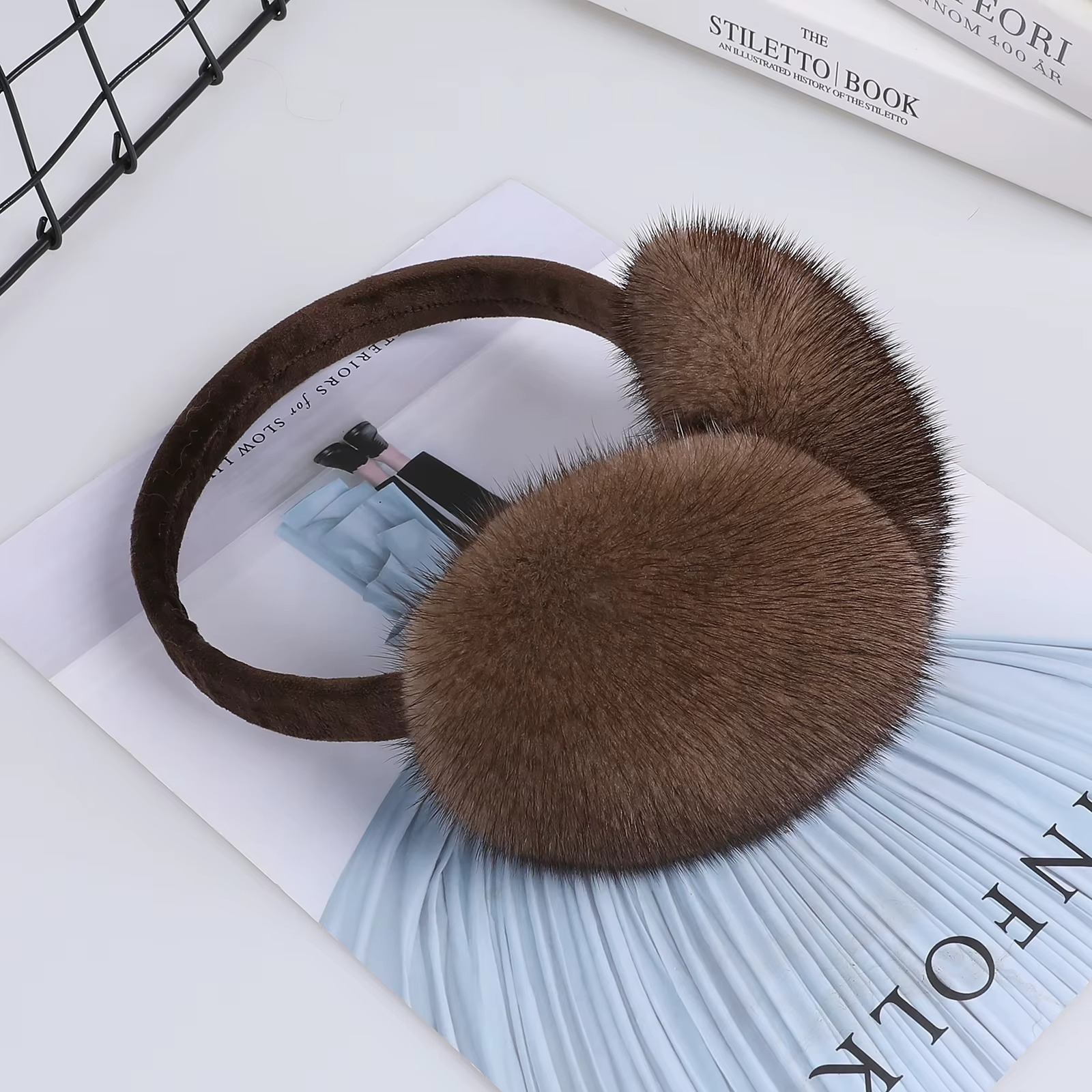 Cache-Oreilles style Vison