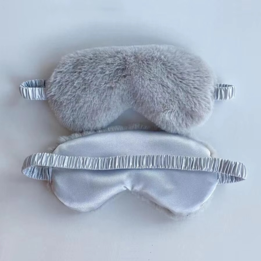 Masque de Sommeil en Peluche Douce