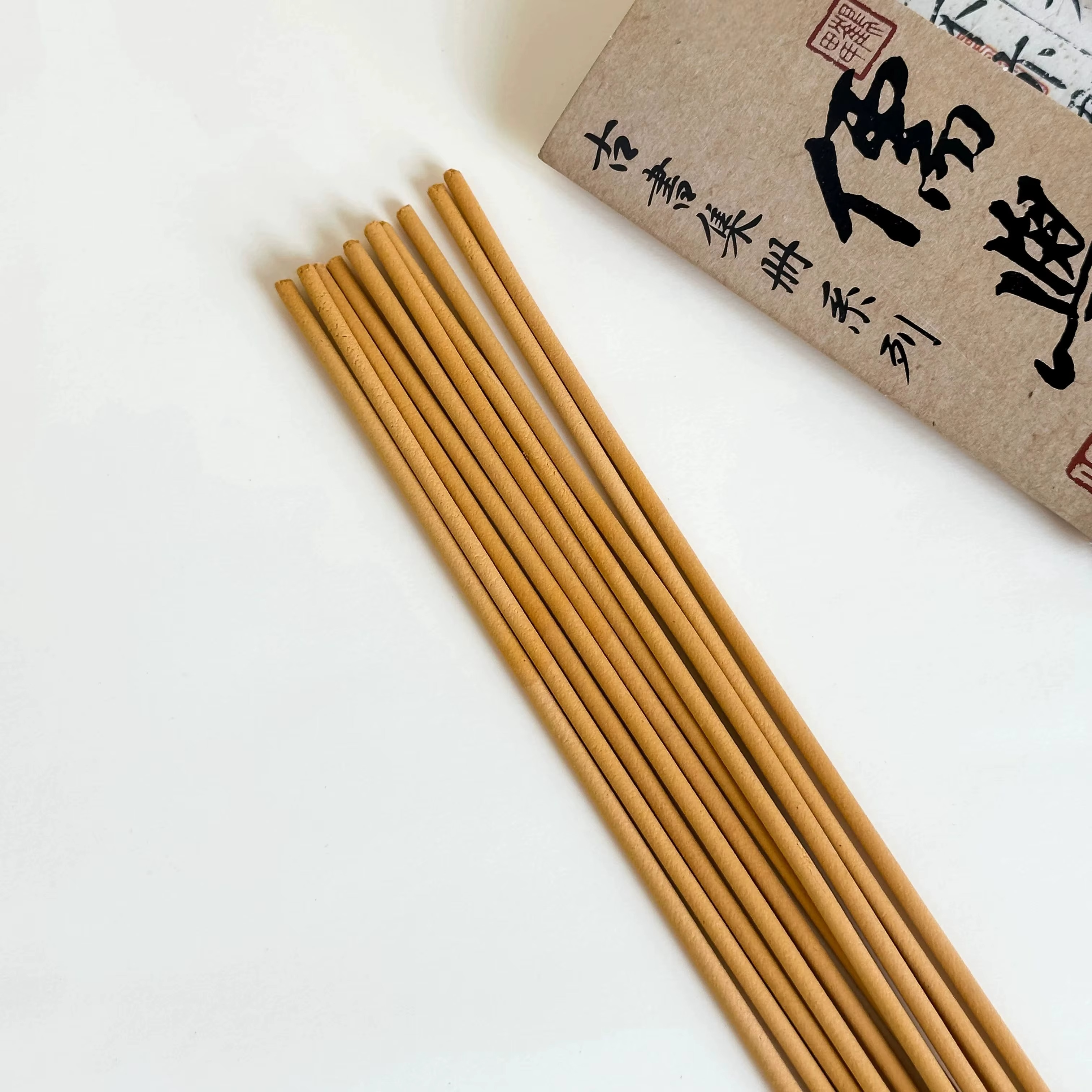 Bâton d'Encens Anti-Moustiques à la Citronnelle - Naturel et Sûr pour l'Extérieur