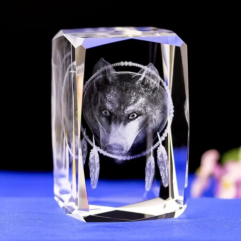 Mini Sculpture Animalière en Cristal 3D – L’élégance gravée dans la transparence