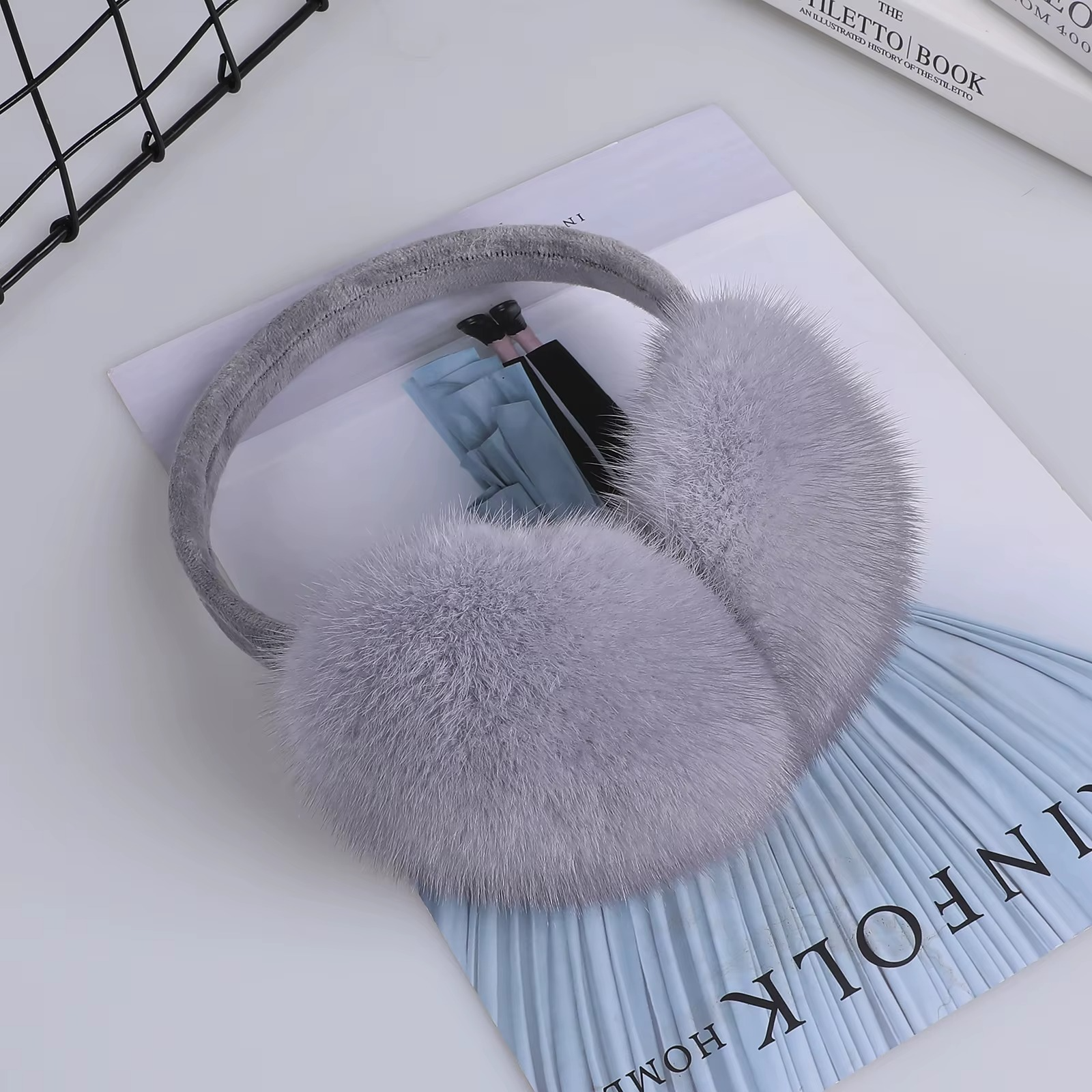 Cache-Oreilles style Vison