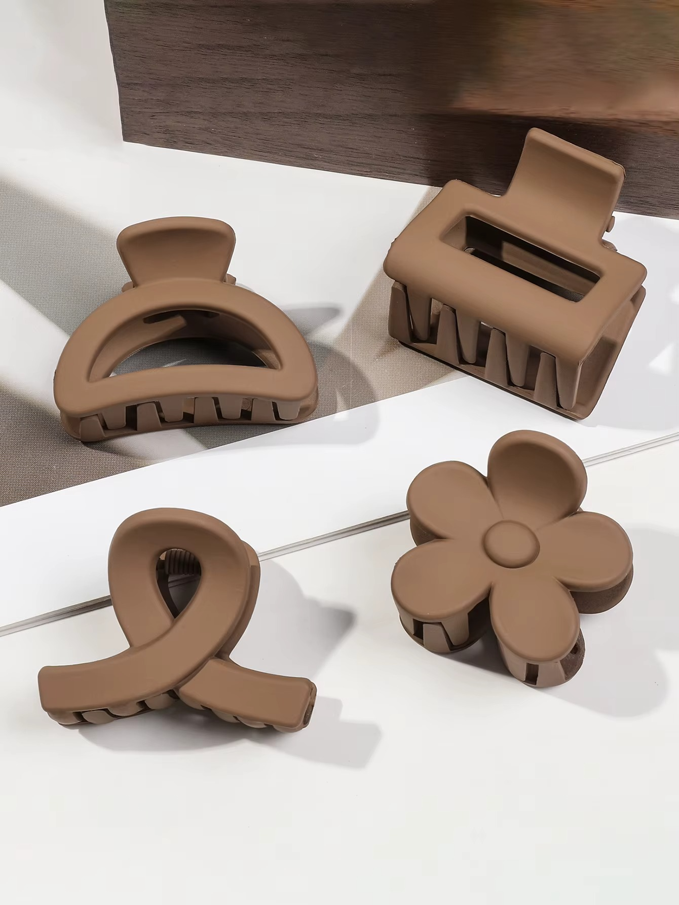 Lot de 5 Petites Pinces à Cheveux Mates à Fleurs – Style Carré Antidérapant