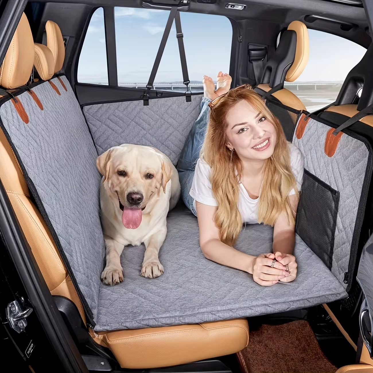 Housse de Siège de Voiture pour Chien – Imperméable, Antidérapante & Durable