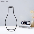 Vase en Fer Rétro