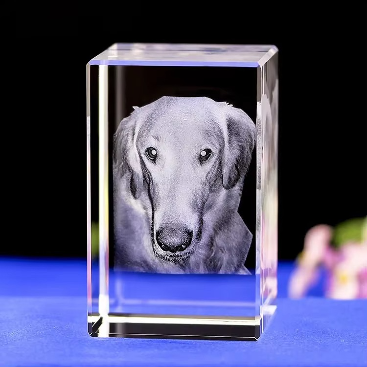Mini Sculpture Animalière en Cristal 3D – L’élégance gravée dans la transparence