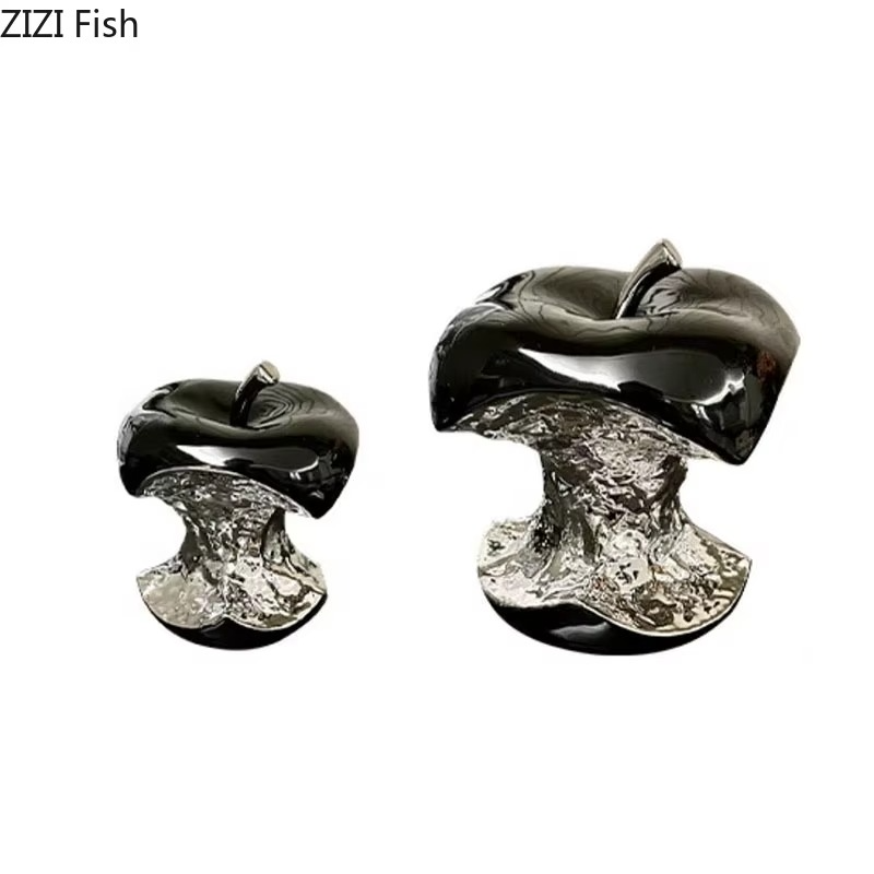 Sculpture Pomme Plaquée Argent – L’Essence du Raffinement Contemporain