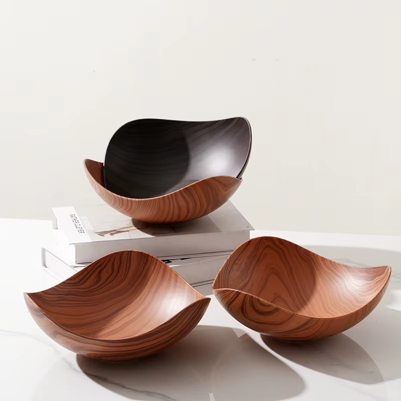 Assiette de Prestige en Plastique Imitation Bois – Élégance Naturelle