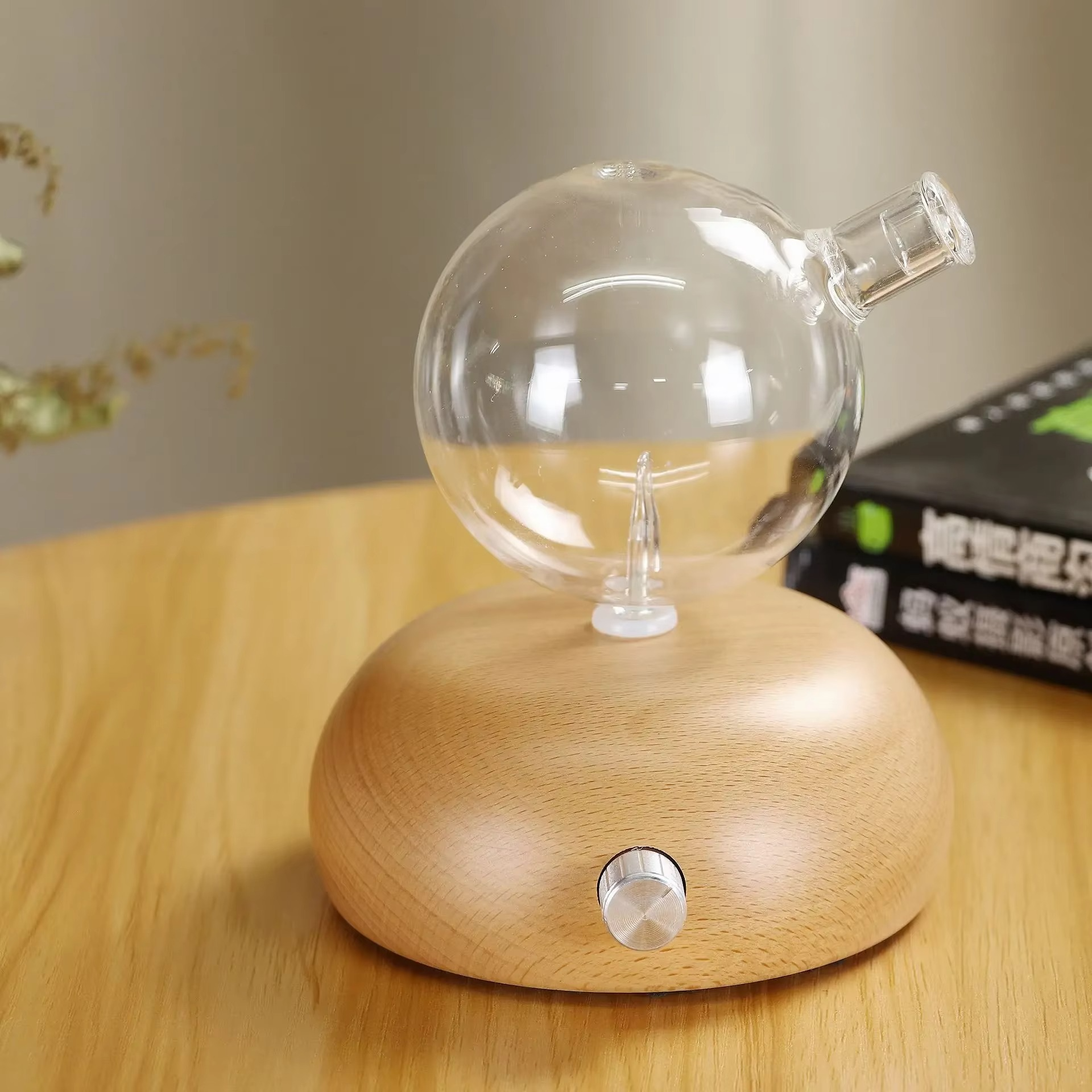 Diffuseur d’Huiles Essentielles en Bois Massif & Verre