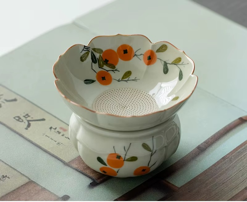 Infuseur à Thé Fleur de Kaki Peint à la Main