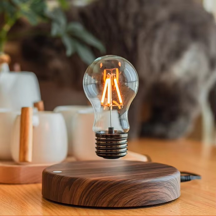 Lévitation Lumineuse – La Magie de la Lumière Suspendue