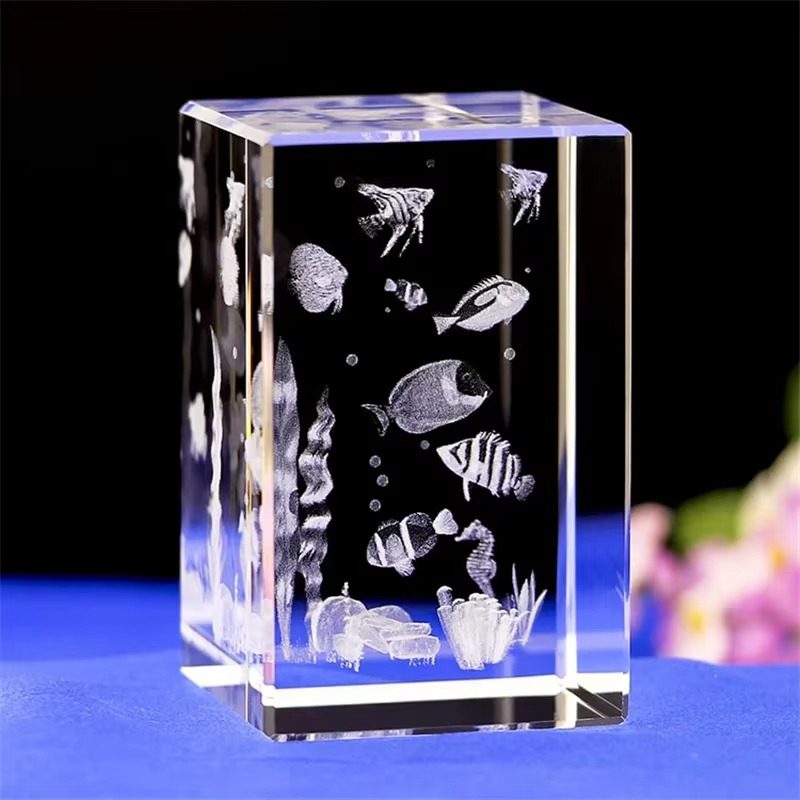 Mini Sculpture Animalière en Cristal 3D – L’élégance gravée dans la transparence