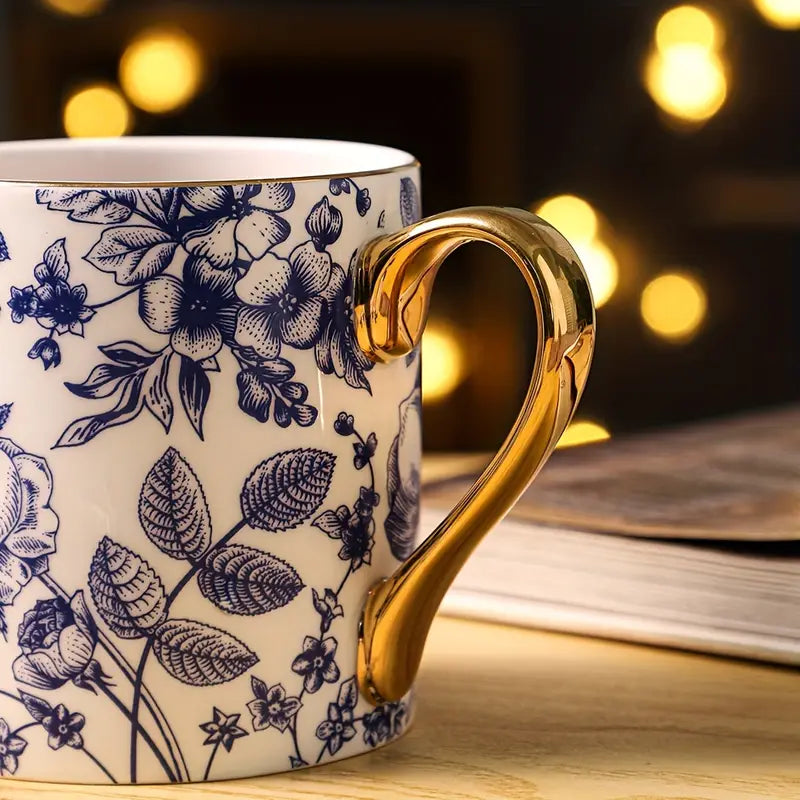 Tasse à Café en Porcelaine Fine - Motif Floral Vintage
