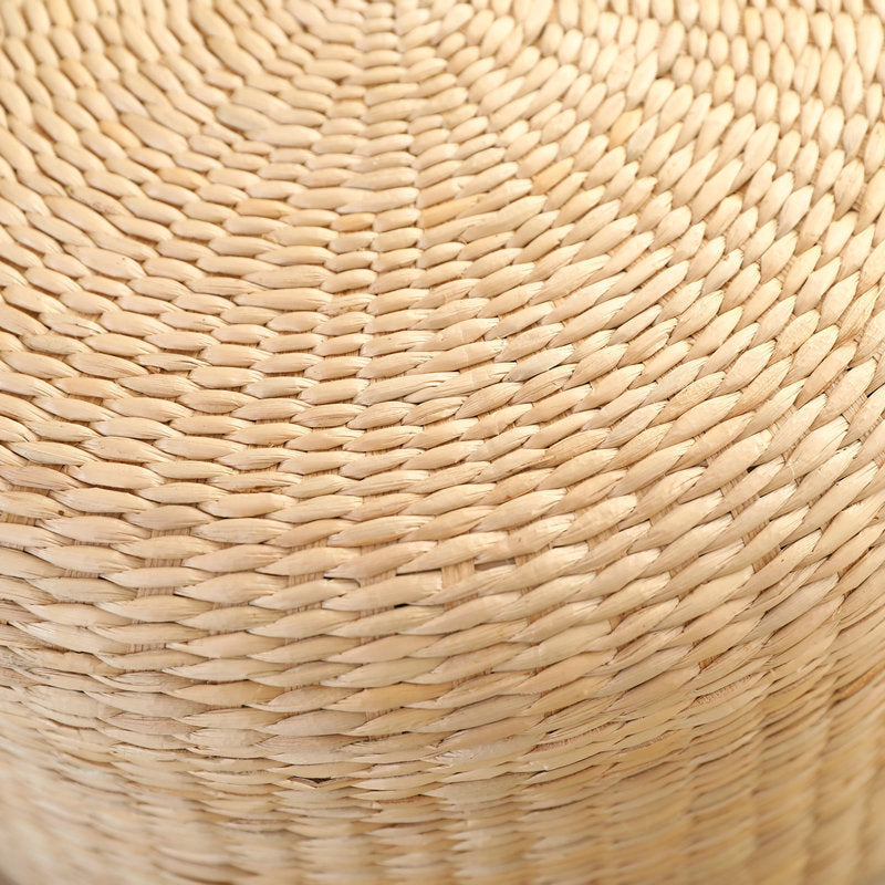 Rundes Kissen im japanischen Stil aus Naturstroh – Eleganz und Ruhe